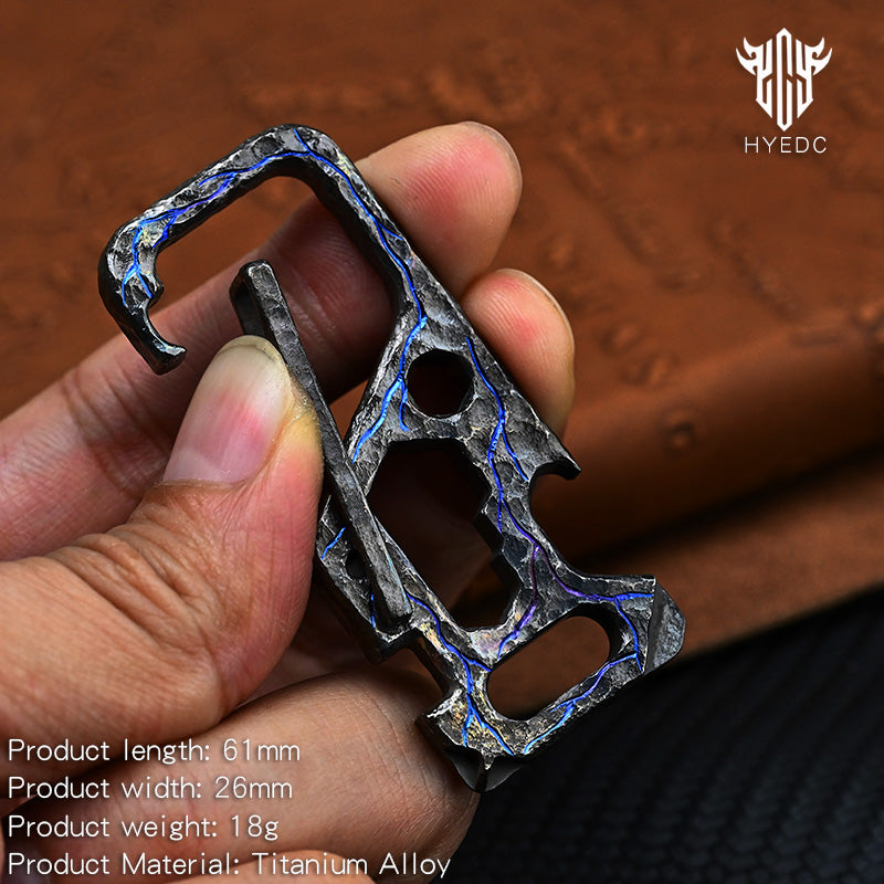 Limited Edition Stone Pattern Titanium Alloy Key Chain Multi-Function Car Bottle Opener Men's Pendant EDC Accessory